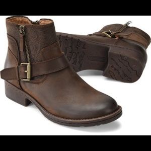 Comfortiva Starnes Boot - Cocoa